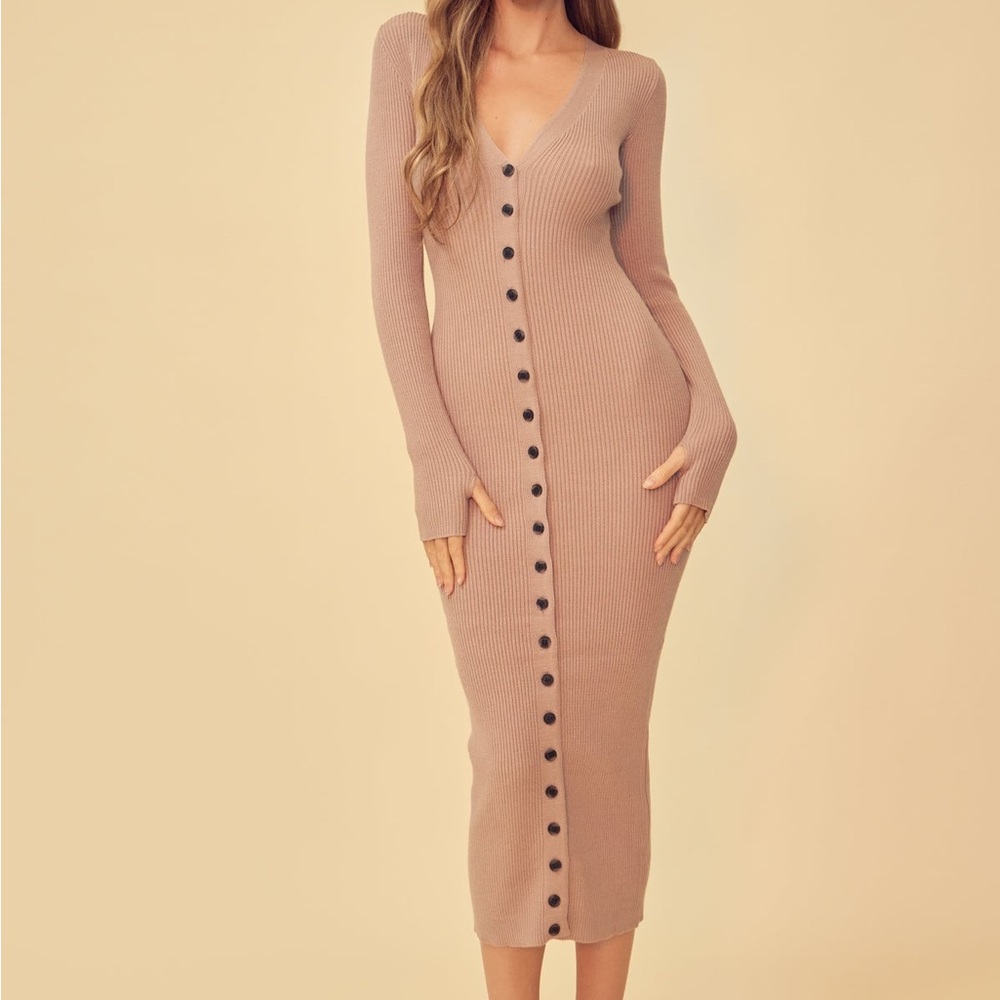 EMOTAE NO GAMES BUTTON UP SWEATER MIDI DRESS SAND NWT